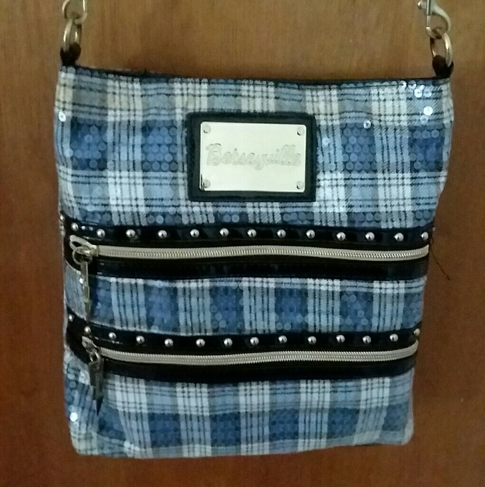 Authentic Betsey Johnson crossbody bag